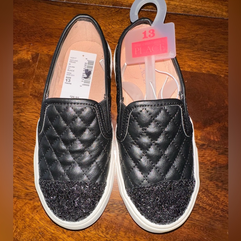 Brand new with tags Children’s Place slip on girls shoes. Sparkle toes. Quilted